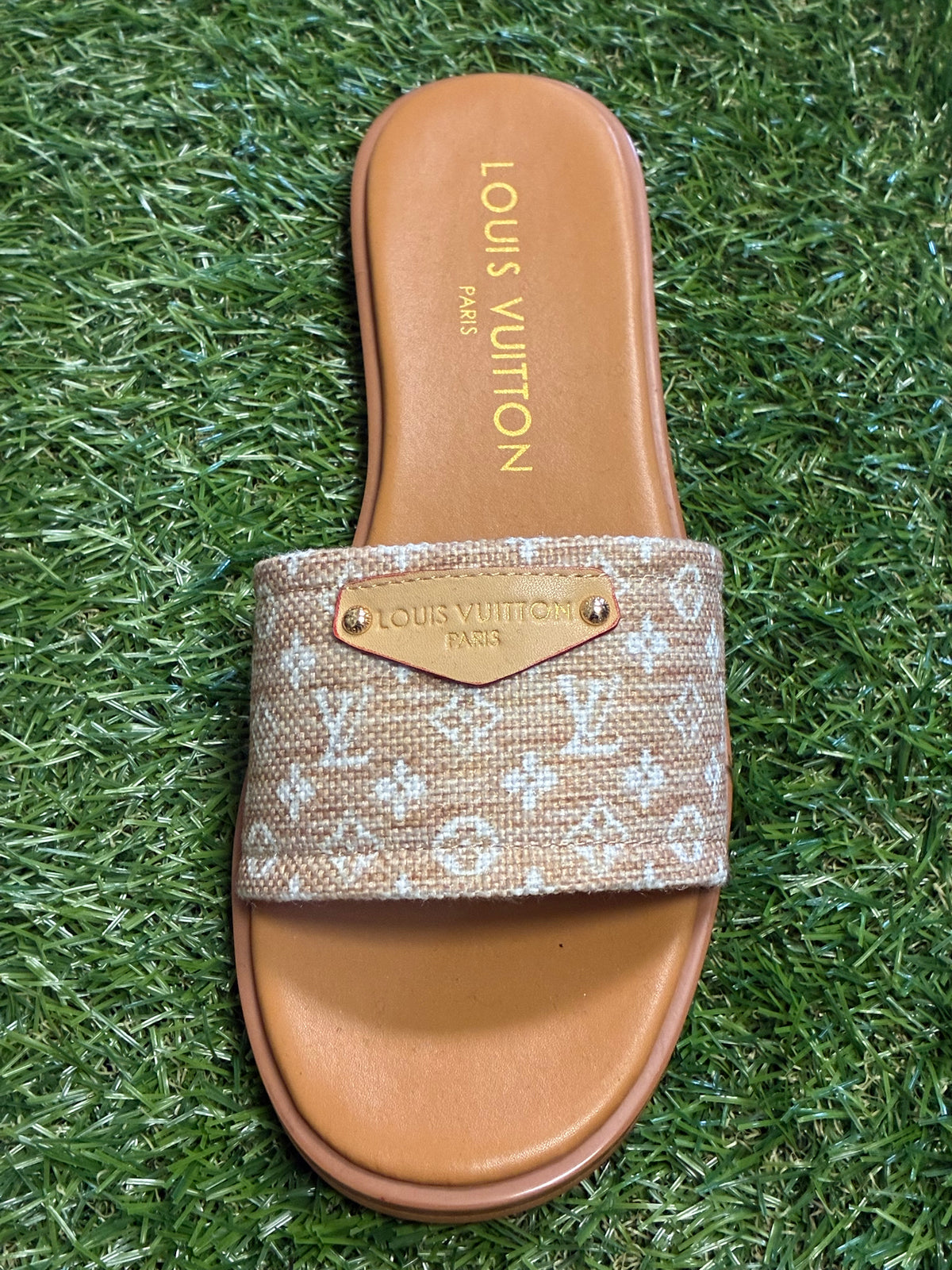 LV Slide