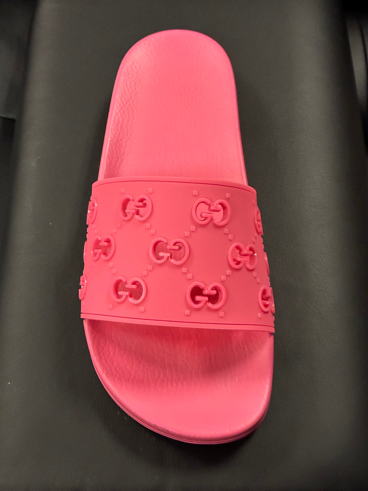 Gu**i Beach Slide
