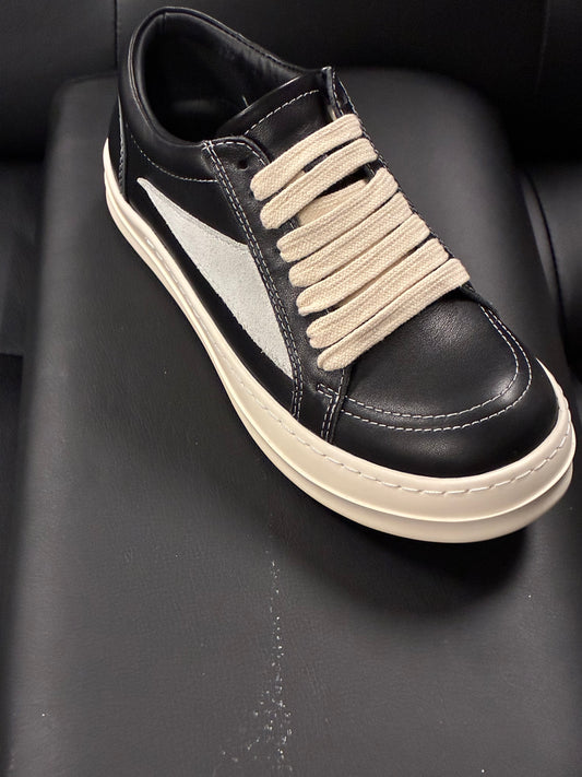 R**k O Low Top Leather Sneaker